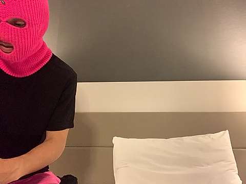 beabelle nude on cam for live sex chat