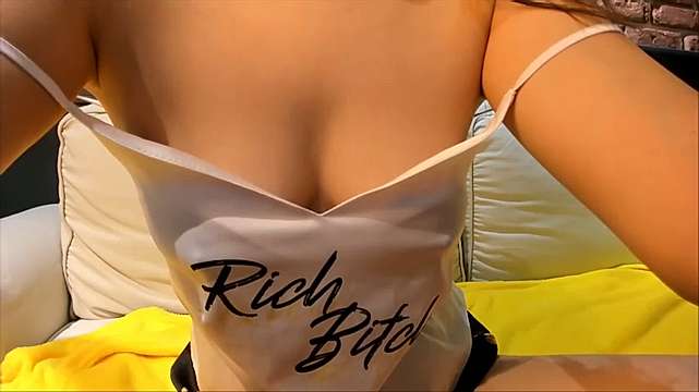 boraa_ nude on cam for live sex chat