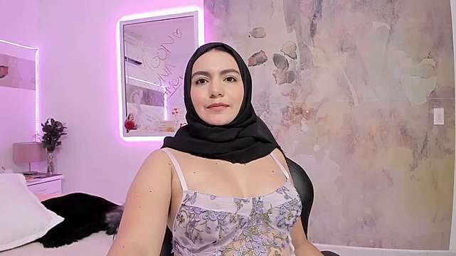 dalilasaadi_ nude on cam for live sex chat