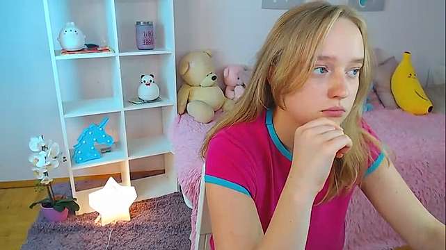 Mur_amur nude on cam for live sex chat