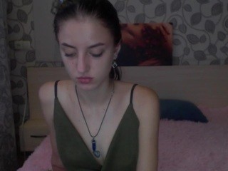 Naomi-Gardner naked on Live Cam Sex Chat