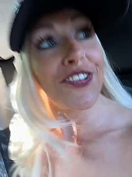sexilexihotbody nude on cam for live sex chat