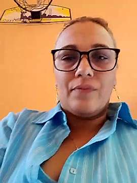 AbbyBones nude on cam for live sex chat