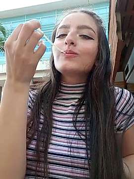 Anavi_ nude on cam for live sex chat