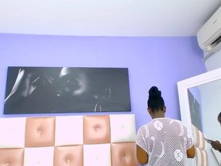 Ariana_Black naked on Live Cam Sex Chat