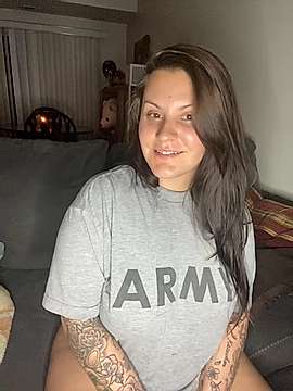 Avannna nude on cam for live sex chat