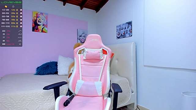 BelahDiva nude on cam for live sex chat