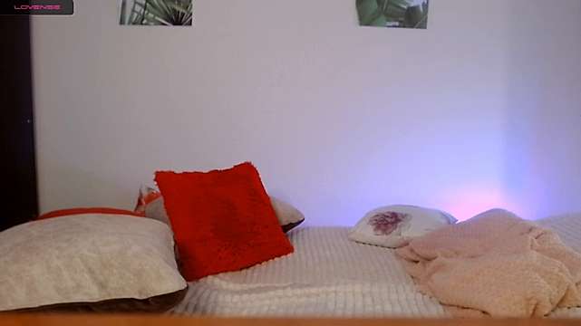 Charlie_Brad nude on cam for live sex chat