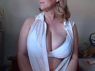 Elza01 nude on cam for live sex chat