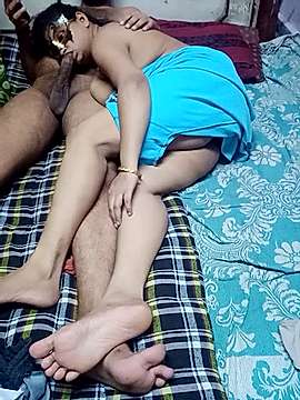 hotsexyc0uplee nude on cam for live sex chat