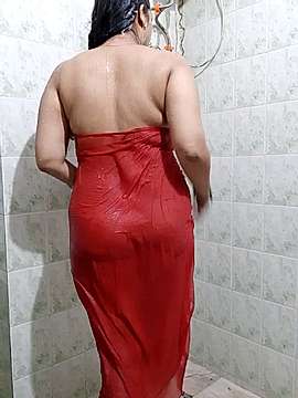 Indianqueen12 nude on cam for live sex chat