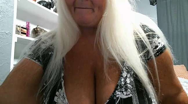 Lady_Kay_Lynn nude on cam for live sex chat