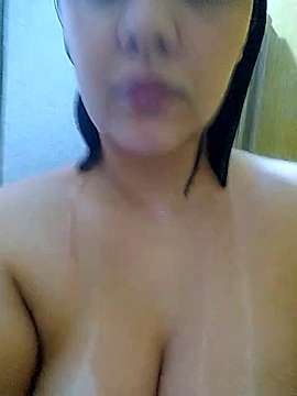 laurinha666 nude on cam for live sex chat