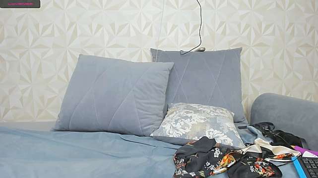 maisie_lee nude on cam for live sex chat