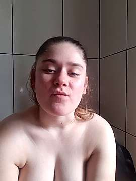 marinka13 nude on cam for live sex chat