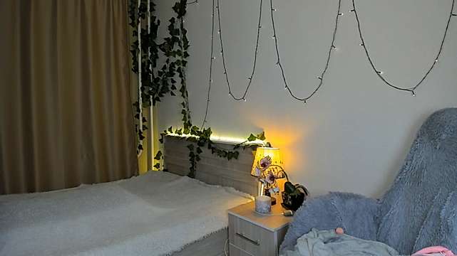 Mikasa_Ackerman1 nude on cam for live sex chat