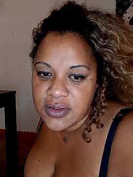 minettee974 nude on cam for live sex chat