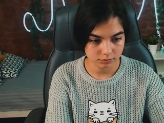 MissEmilia naked on Live Cam Sex Chat