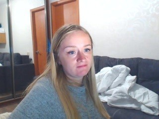 mollyhoneydew naked on Live Cam Sex Chat