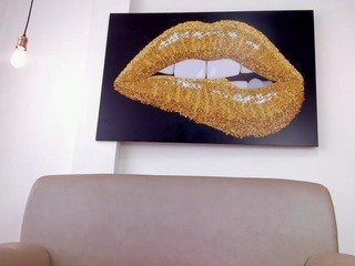 NaomiWhite naked on Live Cam Sex Chat