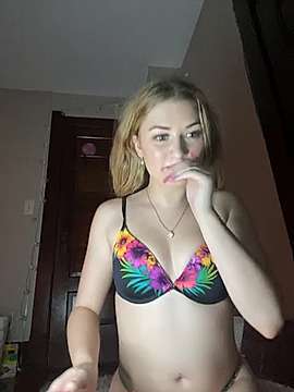 RinaKatrina nude on cam for live sex chat