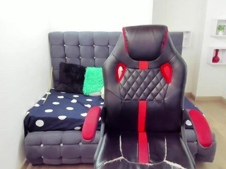 sexy-bellotaa naked on Live Cam Sex Chat