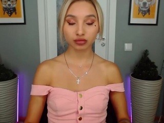 StellaFlores naked on Live Cam Sex Chat