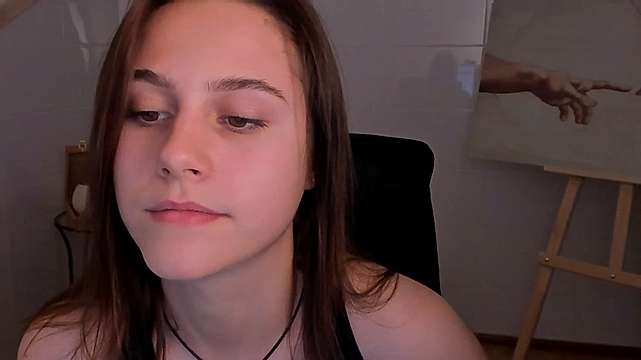 Valerie_Shine nude on cam for live sex chat