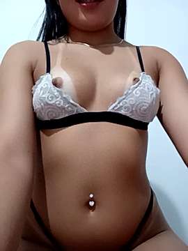 xxnovinha nude on cam for live sex chat