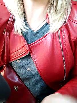 1S1R1 nude on cam for live sex chat
