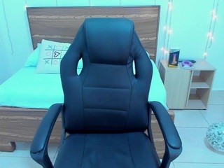 anahi-22 naked on Live Cam Sex Chat