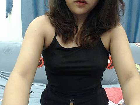 AngelaJolie nude on cam for live sex chat