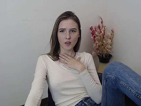 AuroraCute_ nude on cam for live sex chat