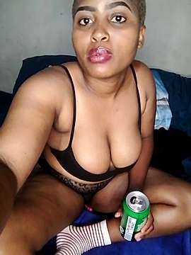 BunnyBear20 nude on cam for live sex chat