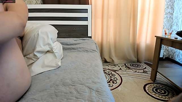 byjojo nude on cam for live sex chat