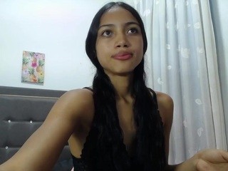 candyy-69x naked on Live Cam Sex Chat