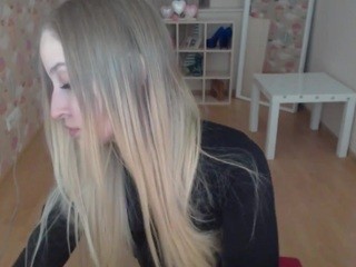 carrrriebradshaw naked on Live Cam Sex Chat