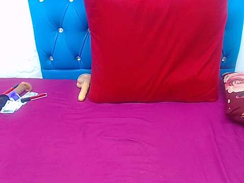 CURVY_BARBIE75 nude on cam for live sex chat