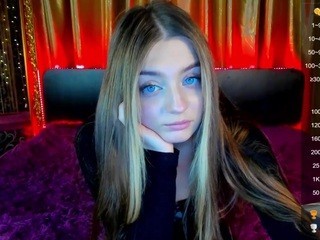Cutegirl18 naked on Live Cam Sex Chat