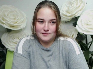 DaniellaGrace naked on Live Cam Sex Chat