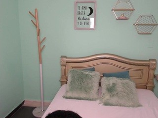 ?, LUNA? naked on Live Cam Sex Chat