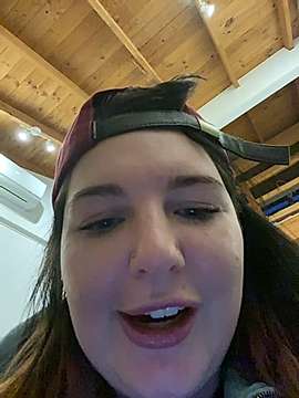 Felicitytakes nude on cam for live sex chat