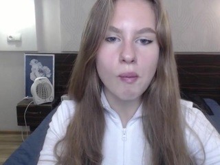 Janice-Graham naked on Live Cam Sex Chat