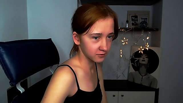 Kara_Cohen nude on cam for live sex chat