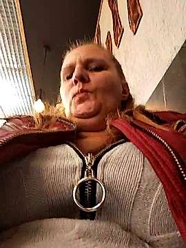 KristimatureXL nude on cam for live sex chat
