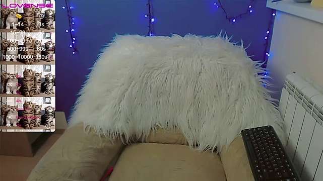 _Lara_Hot_ nude on cam for live sex chat