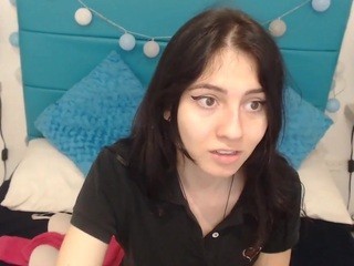 LUNA, ♥♥ naked on Live Cam Sex Chat