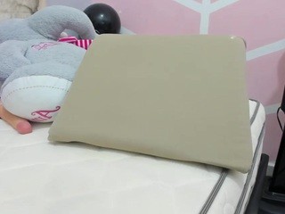 magic-kendra naked on Live Cam Sex Chat