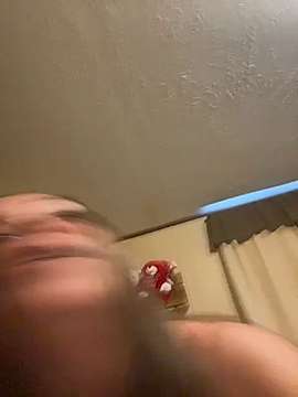 MilfSugaSuga nude on cam for live sex chat