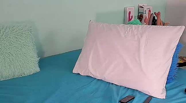 Naty_S nude on cam for live sex chat